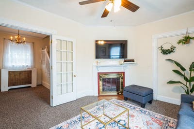Room in Allston on a flexible lease Main Photo