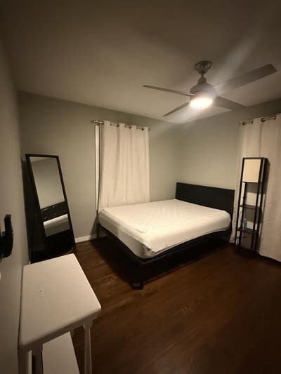 One bedroom available for rent Main Photo