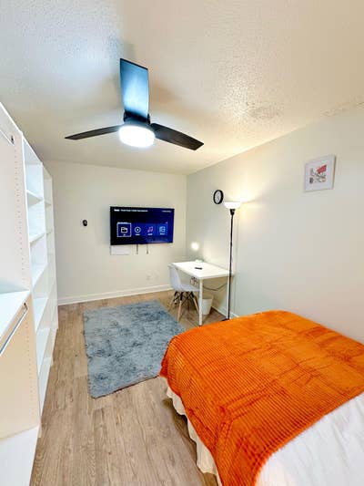 Modern & Cozy Apartment in a Prime Austin Location Main Photo