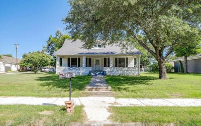  2 Rooms Left_Walk to Tarleton! Don’t Miss This  Main Photo