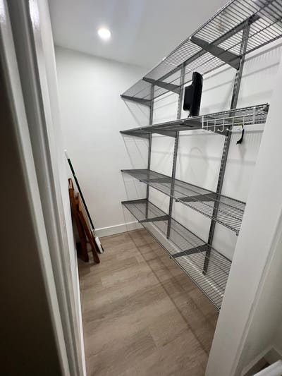 1b1b Basement Studio  Main Photo