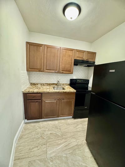 1 Bedroom 1 Bath for Rent  Main Photo