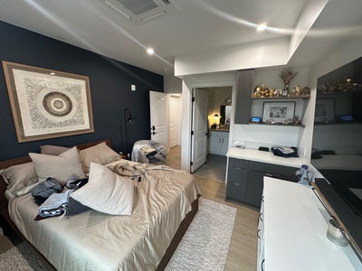 En-suit bedroom+bedroom | Culver  Main Photo