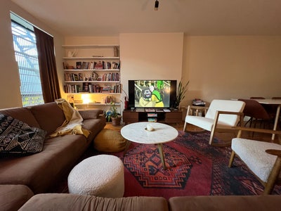 Room in Spacious, Homey Central Harlem Apartment! Main Photo