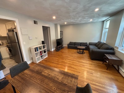 Furnished Room, North End, Flexible Move-In Main Photo