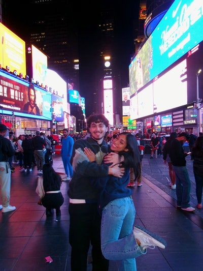 Room wanted in NYC, Respectful & Cordial Couple Main Photo