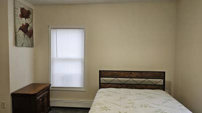 Room available for rent Main Photo