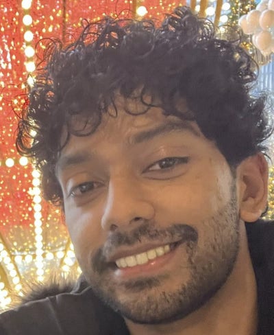 I'm 25 and I work as a software engineer at C... Main Photo