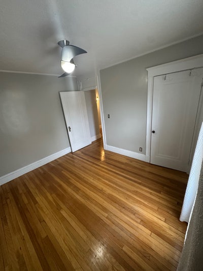 $1250 private room Lynn (Utilities +Laundry)  Main Photo