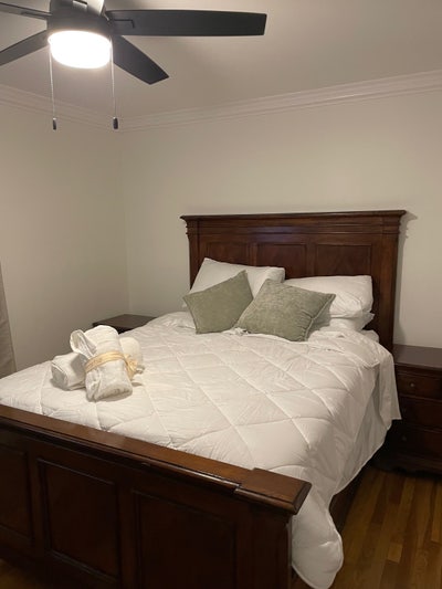 Cozy bedroom in big new house Main Photo