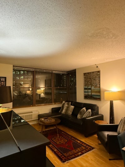 Hoboken Waterfront Room | Female | July 1 Main Photo