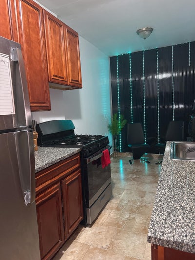 Cozy 2 bedroom apartment Main Photo