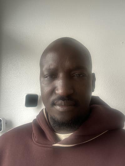 Reliable 42 year old male needs room in SCV Main Photo