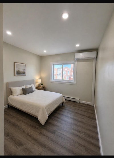 ✨🏡 Room for Rent – Move-In Ready! 🏡✨ Main Photo