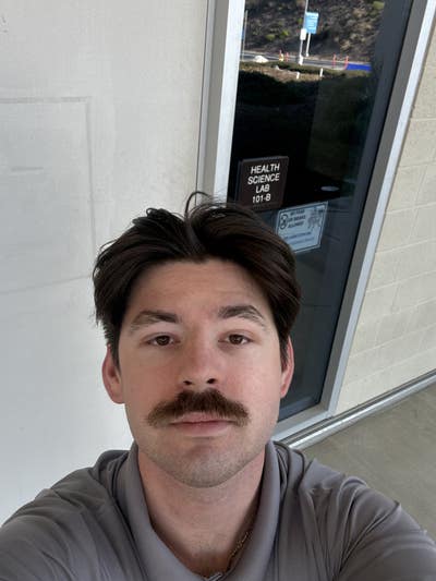 Male student needs Simi Valley room ASAP Main Photo
