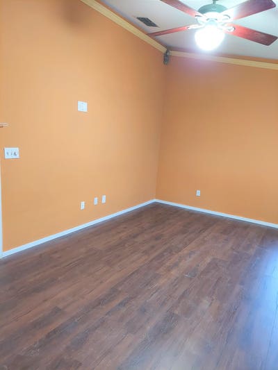 Huge Master Suite with Free WIFI Main Photo