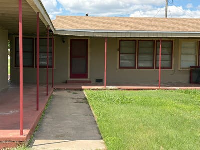 Dixie Divide Apartments_BR  1BA Available Main Photo