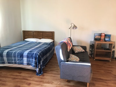 LargePrivate Studio Home Main Photo