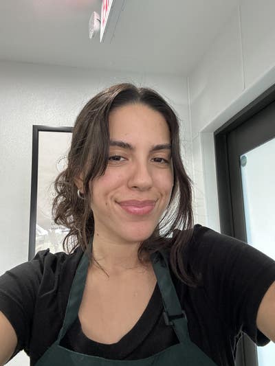 Female looking for Santa Monica room June 25 Main Photo
