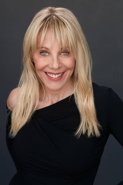 Reliable woman looking for Costa Mesa room Main Photo