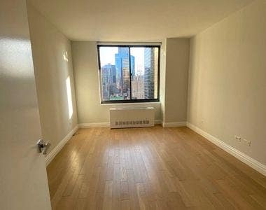 ✨ welcome to this Midtown luxury room ✨ Main Photo