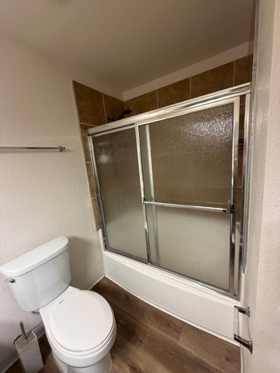Large room  Main Photo