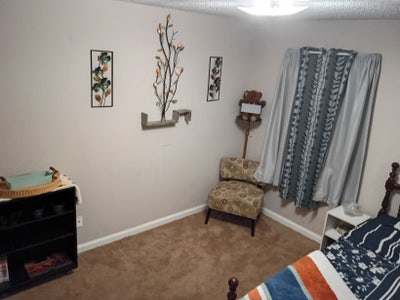 Room for Rent - Shared Living / Bathroom Space Main Photo