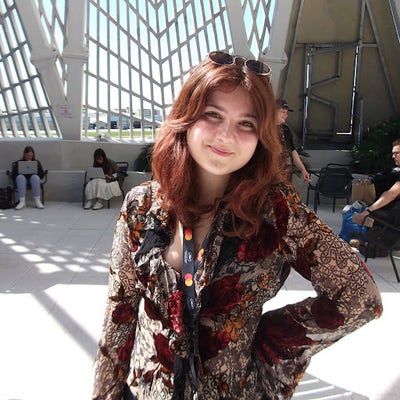 Student looking for a room in Los Angeles Main Photo