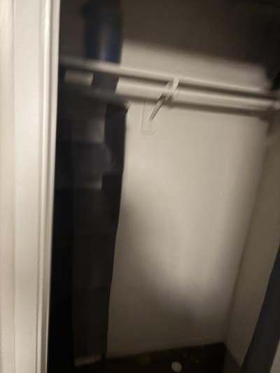 Medium Size room available in Southwest Bakersfiel Main Photo