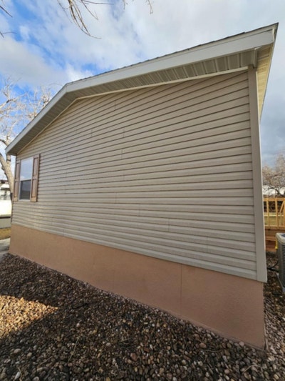 Thornton- room for rent  Main Photo