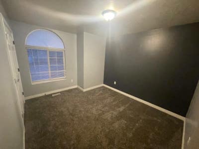 Room by the Canyon Main Photo