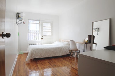 🌟Room with a Large Storage, June 1st! Main Photo