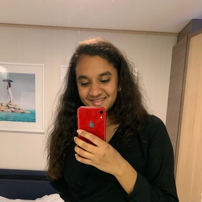 NYU student looking for roommate/ room Main Photo