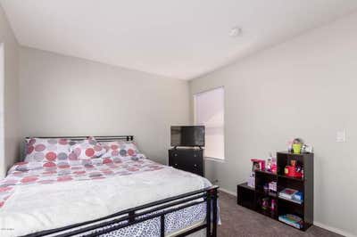 Private Room in a positive home Main Photo