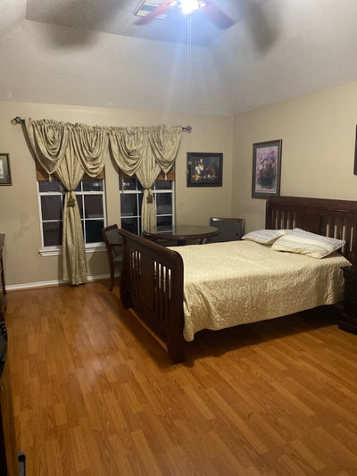 Furnished private room  Main Photo