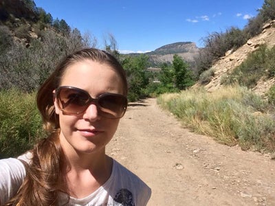 Woman looking for a room in Costa Mesa now Main Photo