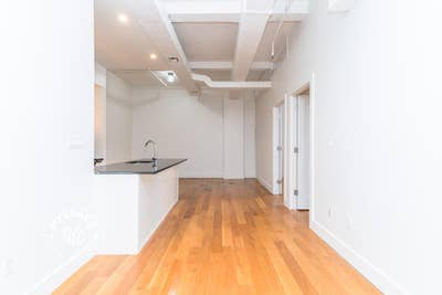 #296 Ultimate luxury walking distance to Myrtle &  Main Photo