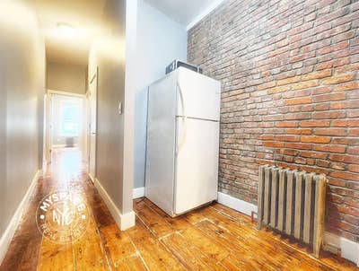 #749 Rooms in 3Br/1Ba in Bushwick Main Photo