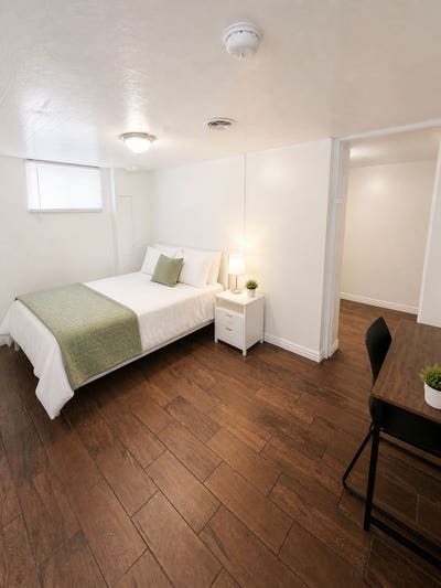 Great Room in Salt Lake CityUT_Available NOW_$_Sh Main Photo