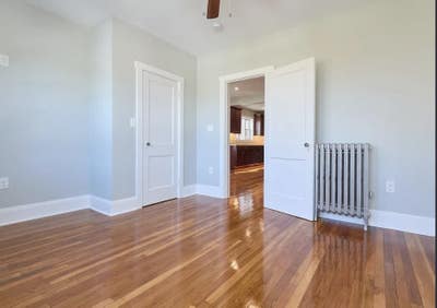 1 bedroom summer sublet in 2bed 1bath apartment Main Photo