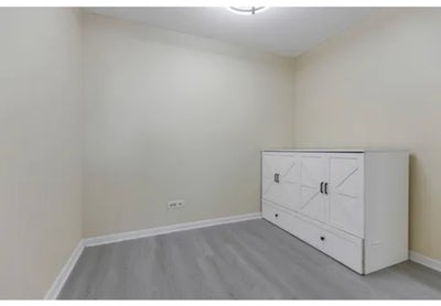 Condo for rent Main Photo