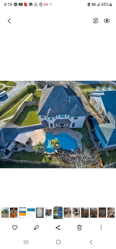 Live in a luxury home for the price of an apartmet Main Photo