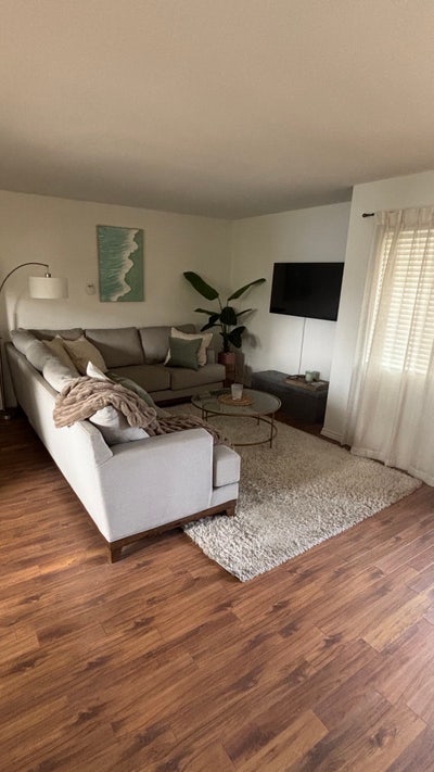 Room Available 2 Blocks from Beach  Main Photo