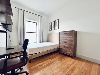 Amsterdam Ave Apt #412 near Central Park Main Photo