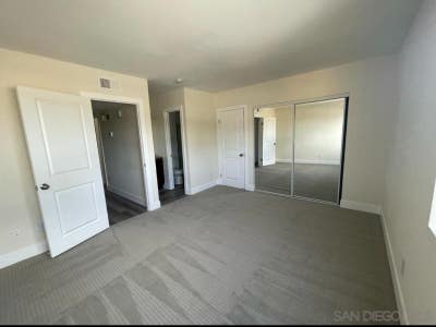 Escondido Master Bedroom For Rent (Read Descriptio Main Photo