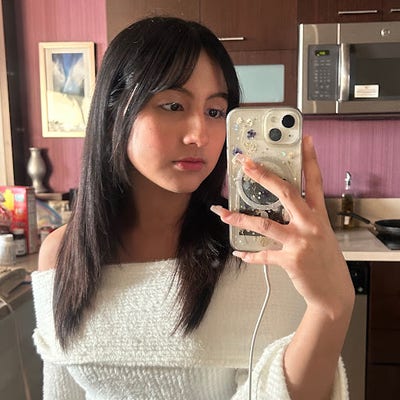 Female student looking for a room in LA Main Photo