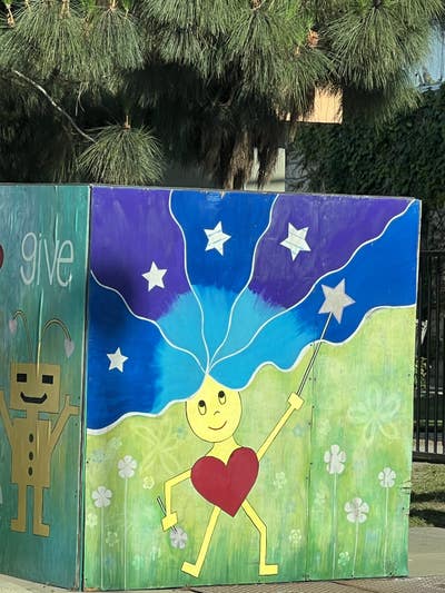 Female 47 looking for a room in Los Angeles Main Photo