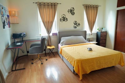 Private Room with washroom  Main Photo