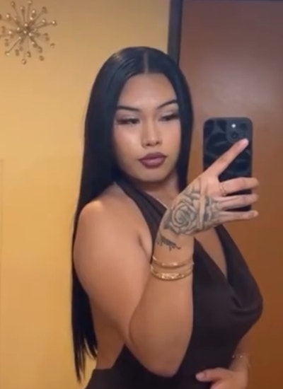 Female 20 looking for a room in Orange CA Main Photo