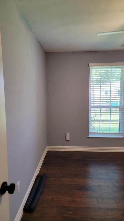 Private rooms for rent in a female household  Main Photo